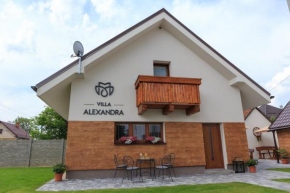 Villa Alexandra, Bešeňová